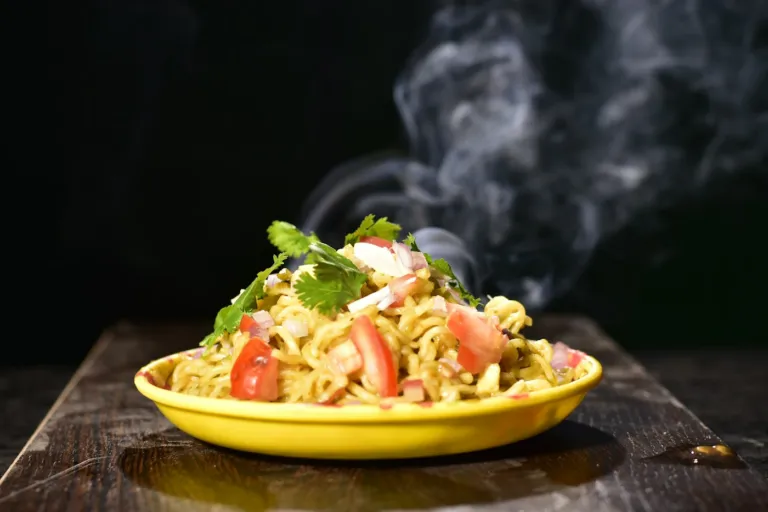Bun omelette and Maggi